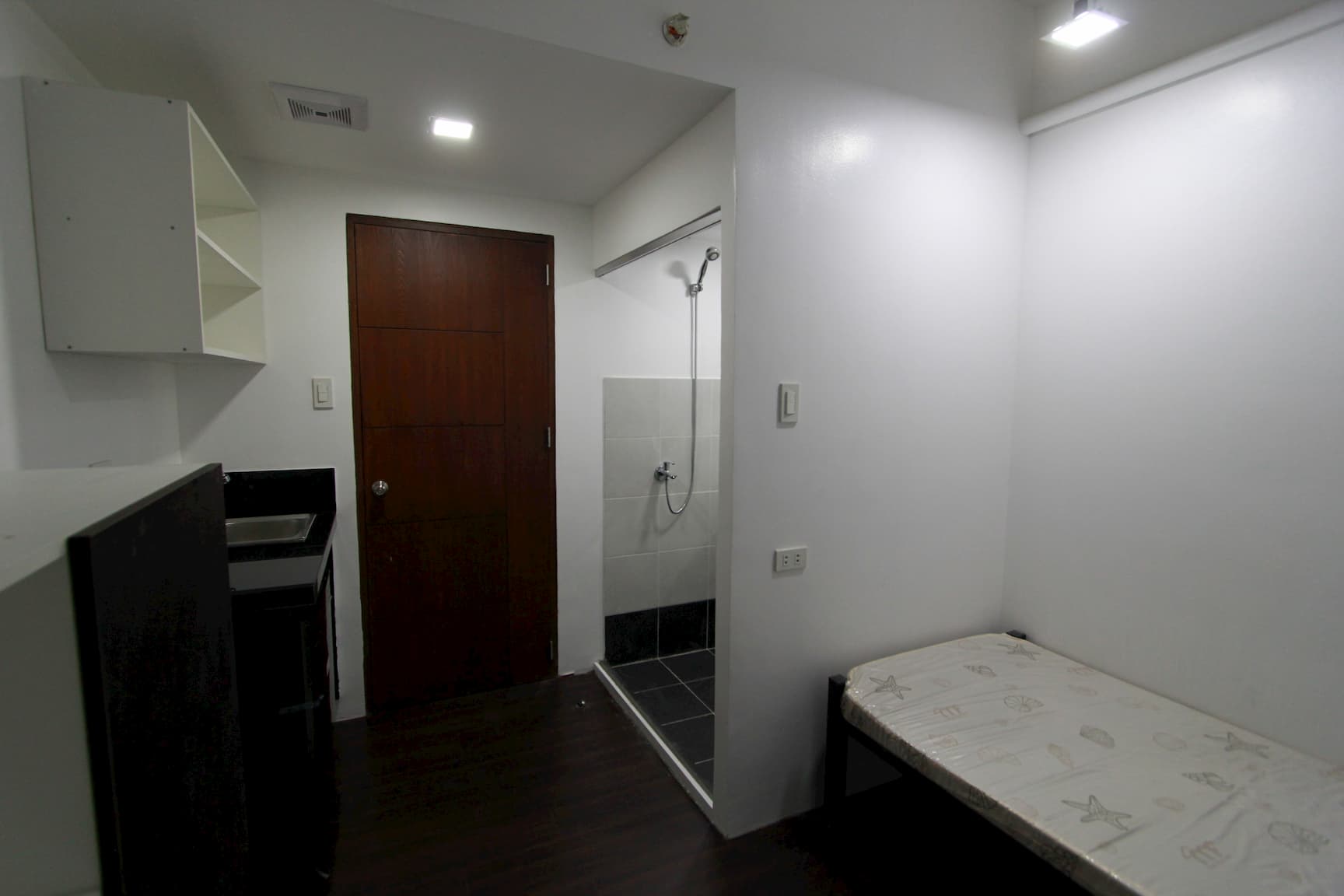 Deluxe Bedroom